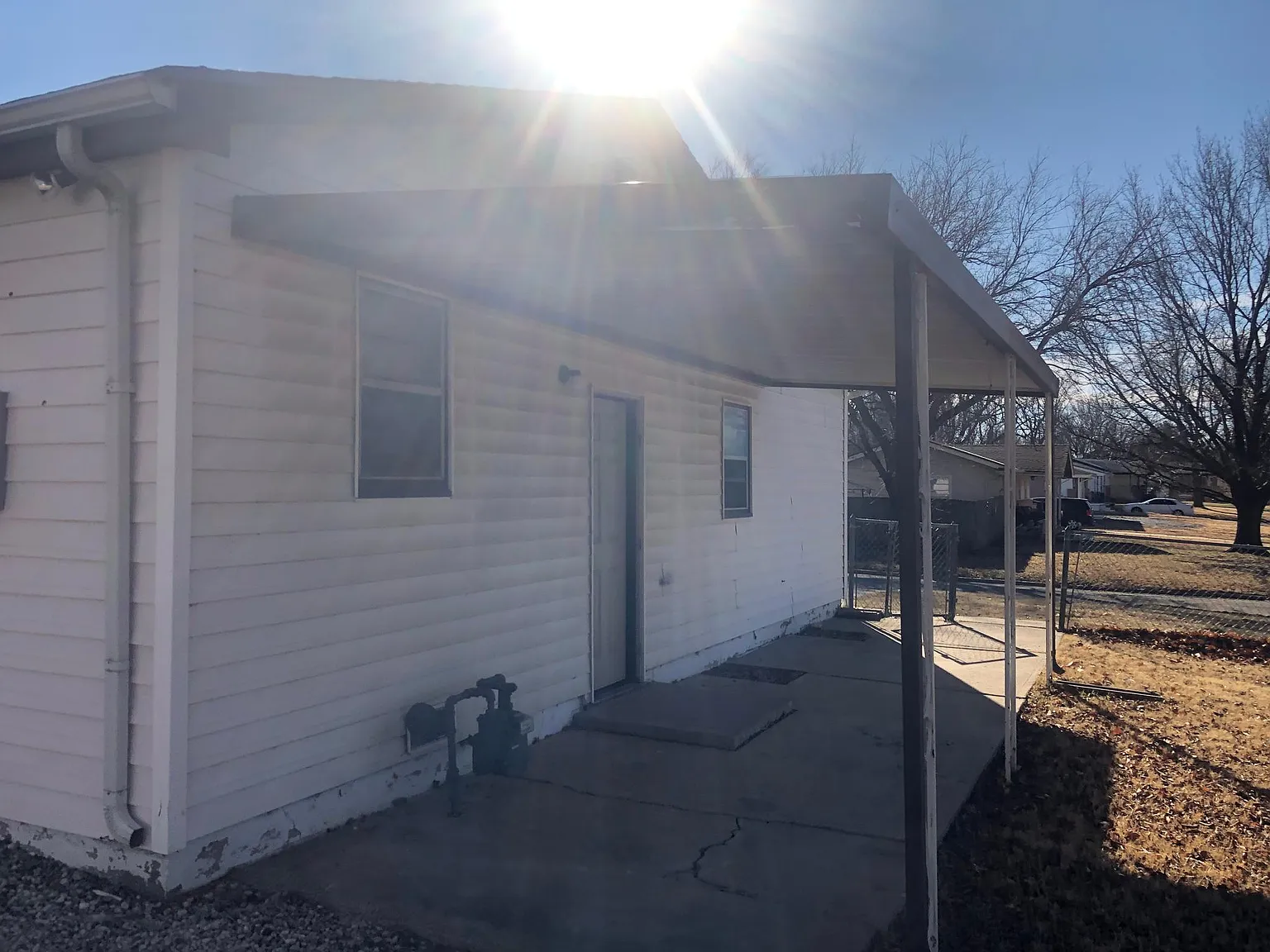 3 bed, 1032 sqft, $1,250 — Photo 3