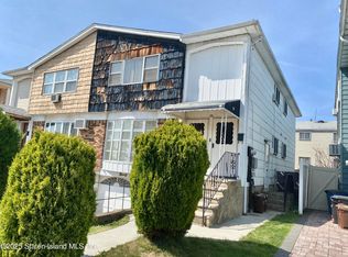 95 Birch Rd, Staten Island, NY 10303