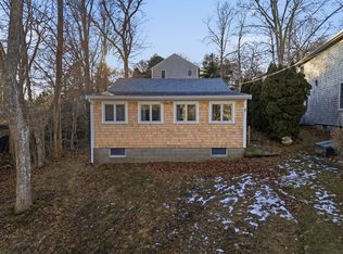 3 West Rd, Forestdale, MA 02644