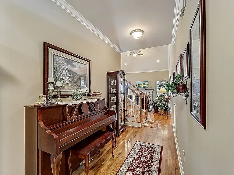 6040 Sanmar Dr — Photo 14