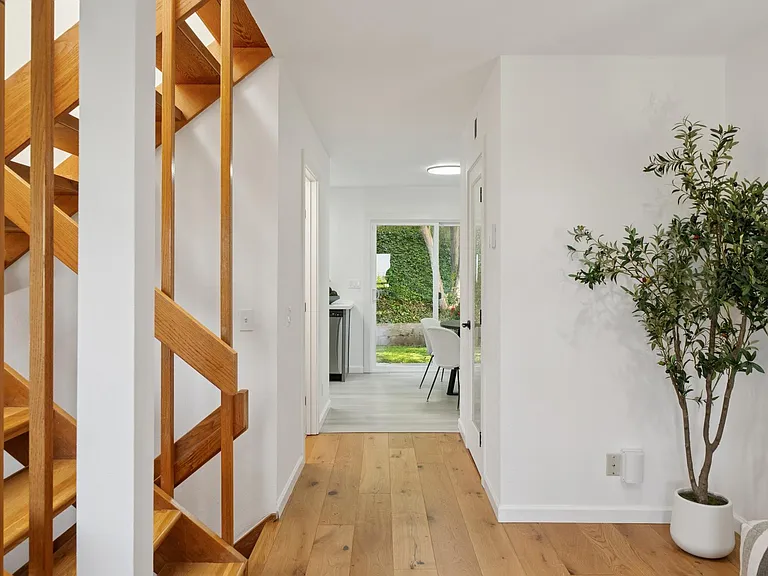4028 Farm Hill Blvd #5 — Photo 8
