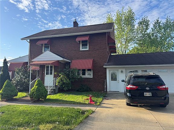 3rd image of 936 N Main St