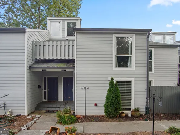1009 Riverbend Club Dr SE, Atlanta, GA 30339
