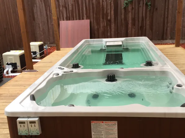 2810 Crawford St, Houston, TX 77004