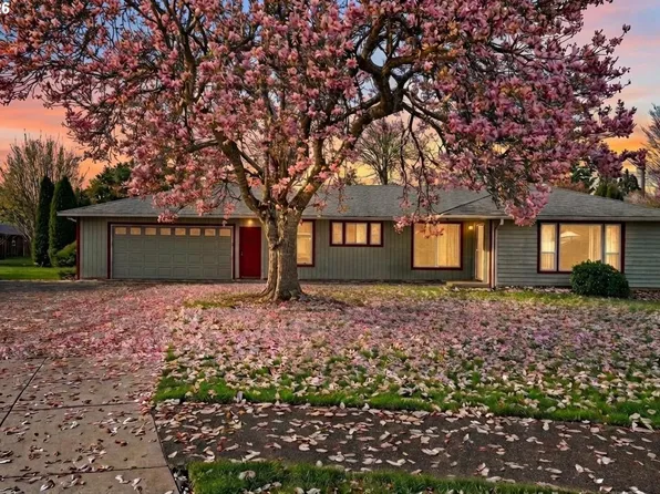 280 Regal Ct, Eugene, OR 97401