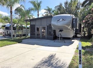 1654 Diamond Lake Cir, Naples, FL 34114