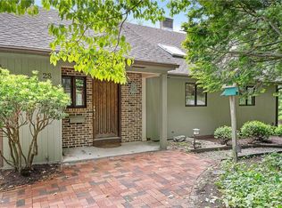 28 Gilfillan Rd, North Smithfield, RI 02896