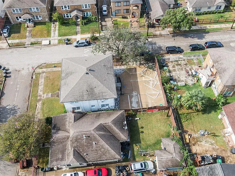 3901 Dallas St #D — Photo 24
