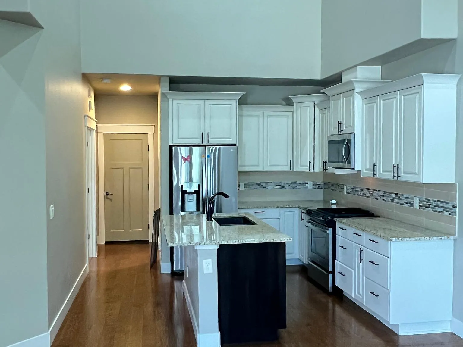 3 bed, 1540 sqft, $2,365 — Photo 4