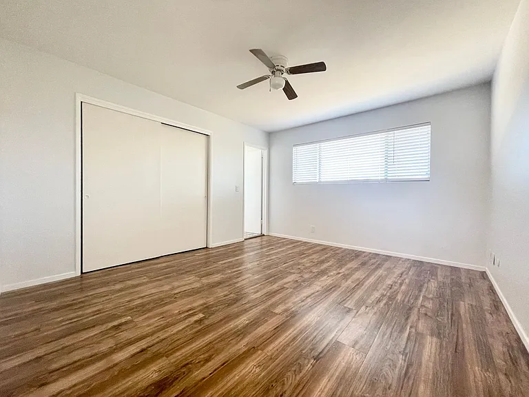 724 Franklin Ln #A — Photo 12