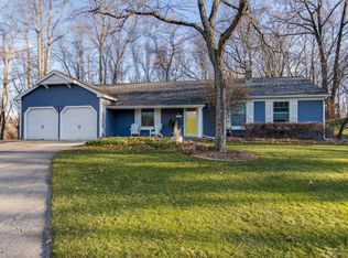 469 Edgeworthe Dr SE, Ada, MI 49301