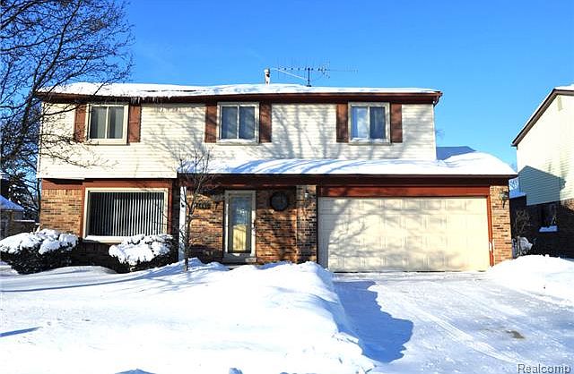 1st image of 2440 Berwick Dr