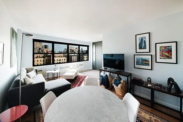 Sold by Engel & Völkers New York City | media 16