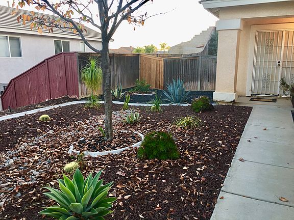 2nd image of 26877 Redwood Cir