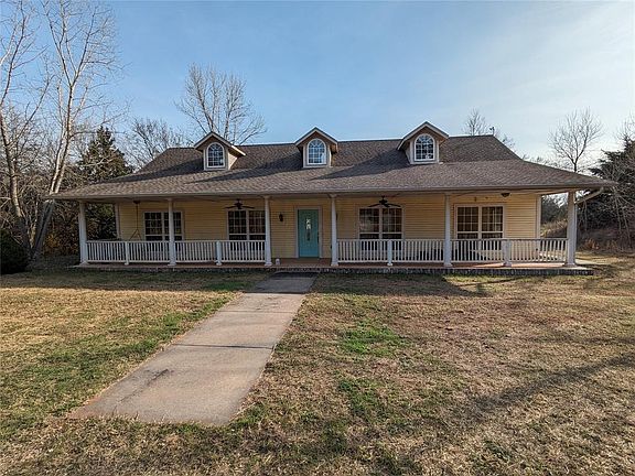 3rd image of 10028 SE 160th St