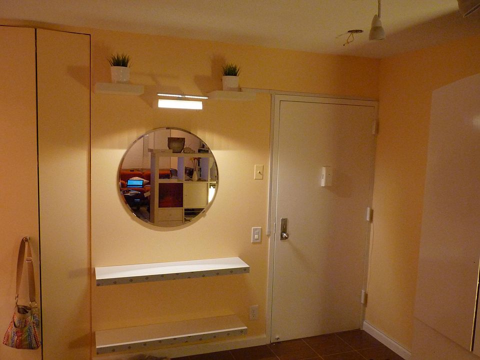 1st image of 10 Cottage Pl APT 6D