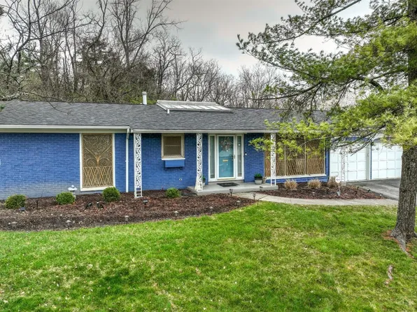 135 Clinton Springs Ave, Cincinnati, OH 45217