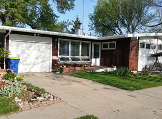 311 11th Ave, Brookings, SD 57006
