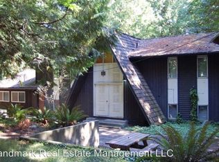 2300 Yew Street Rd, Bellingham, WA 98229