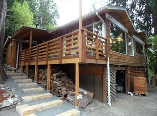 11695 Latimer Ave NE, Bainbridge Island, WA 98110