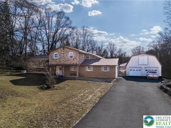 120 Royal Manor Rd, Easton, PA 18042