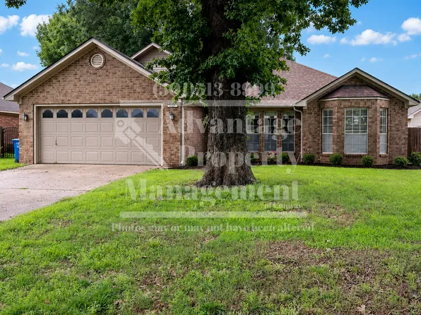 2905 Adam St, Conway, AR 72034