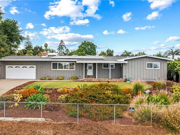 517 W Beech St, Fallbrook, CA 92028