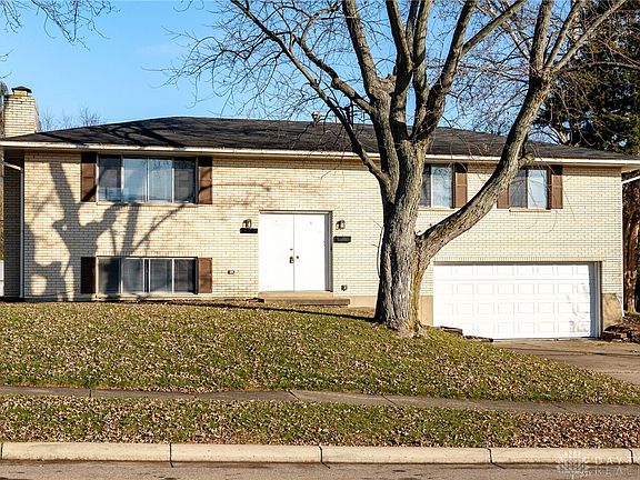 3rd image of 525 Crestgrove Ave