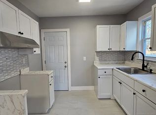 208 Dover St #2, New Haven, CT 06513