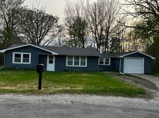 (Undisclosed Address), Silvis, IL 61282