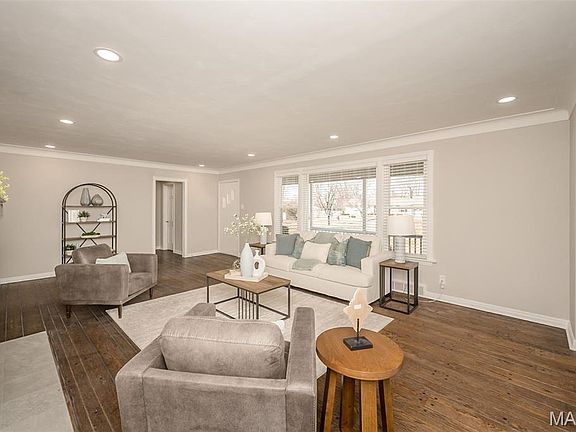 2nd image of 97 Hutchinson Rd