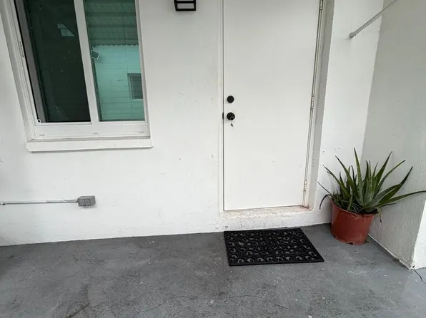 6716 NW 71st Ct Suite B, Fort Lauderdale, FL 33321