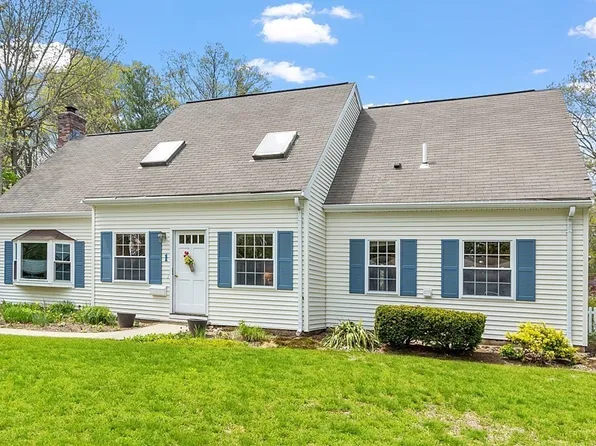 1 Herbert Rd, Chelmsford, MA 01824