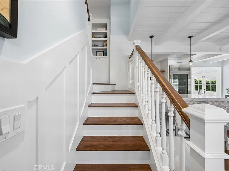 420 Acacia Ave — Photo 12