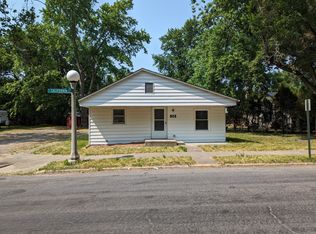 902 E California Ave, Urbana, IL