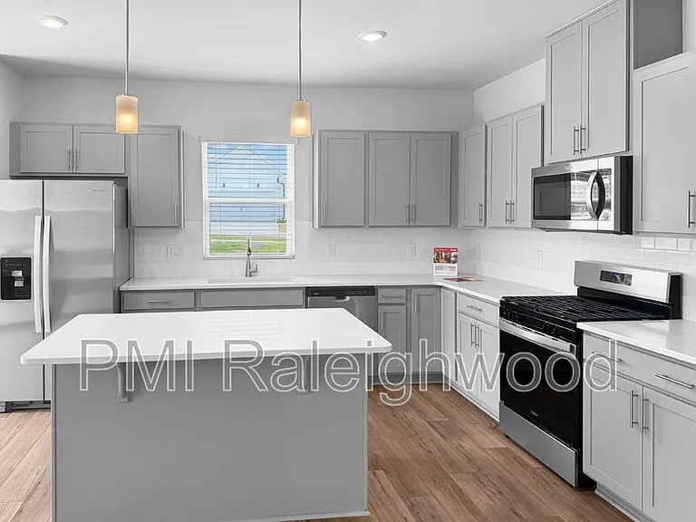 600 Westford Dr #96 — Photo 15