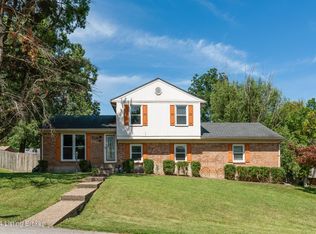 6807 Bainbridge Ct, Louisville, KY 40228