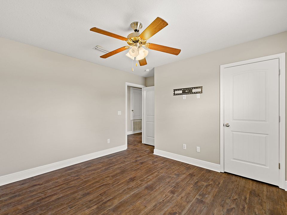 1st image of 71 Grayling Way