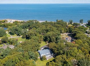 21 Marions Ln, Northport, NY 11768