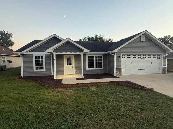 104 Avery Ln, Poplar Bluff, MO 63901