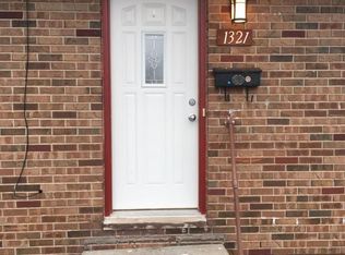 1321 Virginia Ave, Wood River, IL 62095