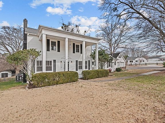 2nd image of 203 Brushy Creek Rd