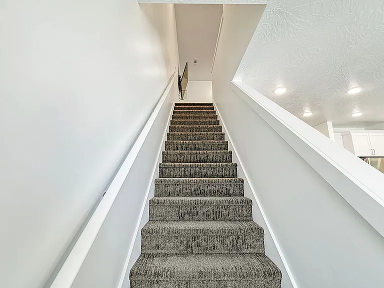 5815 S Carnelian Pkwy — Photo 16