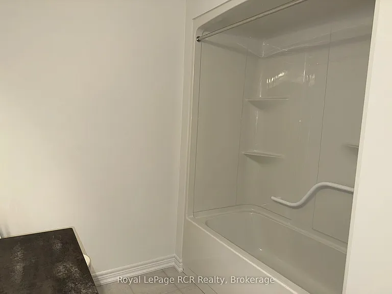133 McCausland Dr — Photo 25