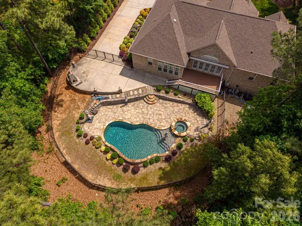 6627 Harbor Oaks Dr, Denver, NC 28037