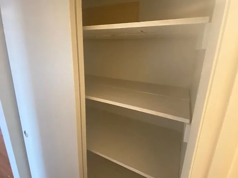 1 Bed/1 Bath Apartment off Hampton Ave! — Photo 33