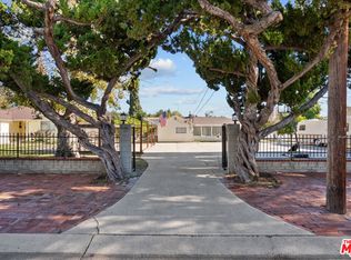 5708 Gentry Ave, Valley Village, CA 91607