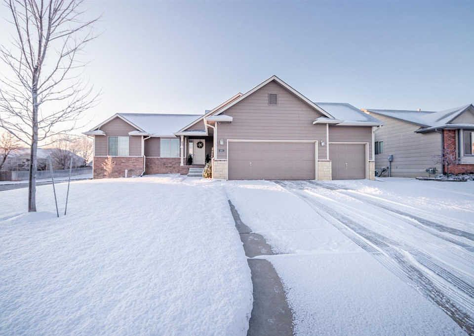 4001 N Westbrook Ct, Maize, KS 67101 Zillow