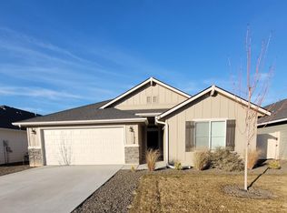 11924 W Hidden Point, Star, ID 83669