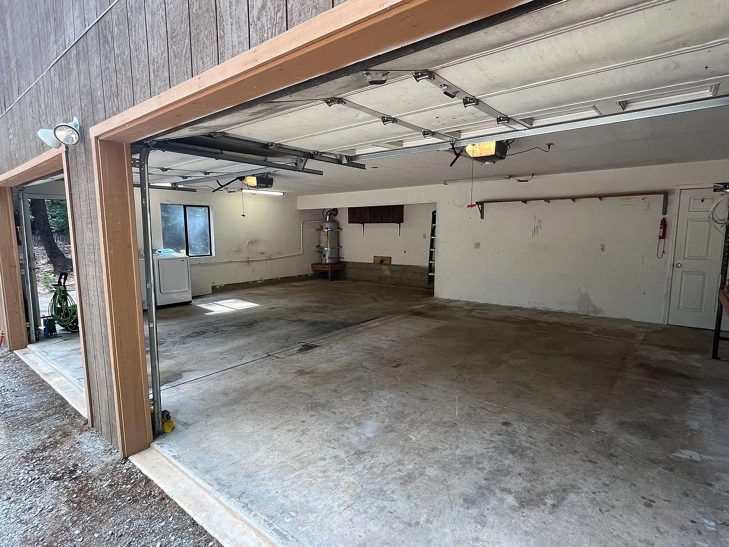 Pioneer Studio — Photo 2